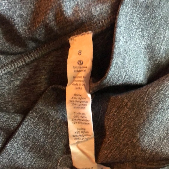 Never worn Lululemons size 8 - Picture 4 of 5